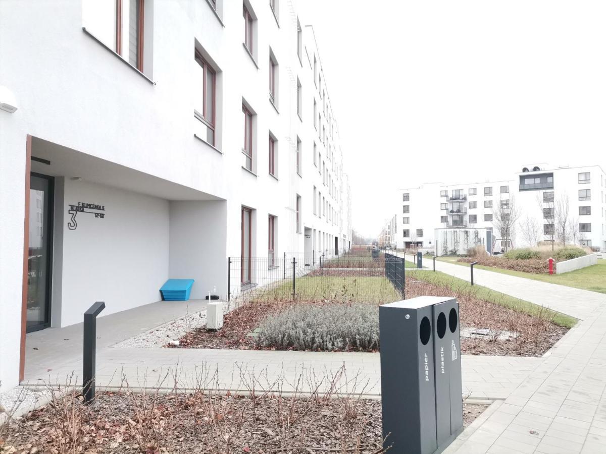 Nowoczesny Apartament Z Widokiem Appartement Warschau Buitenkant foto