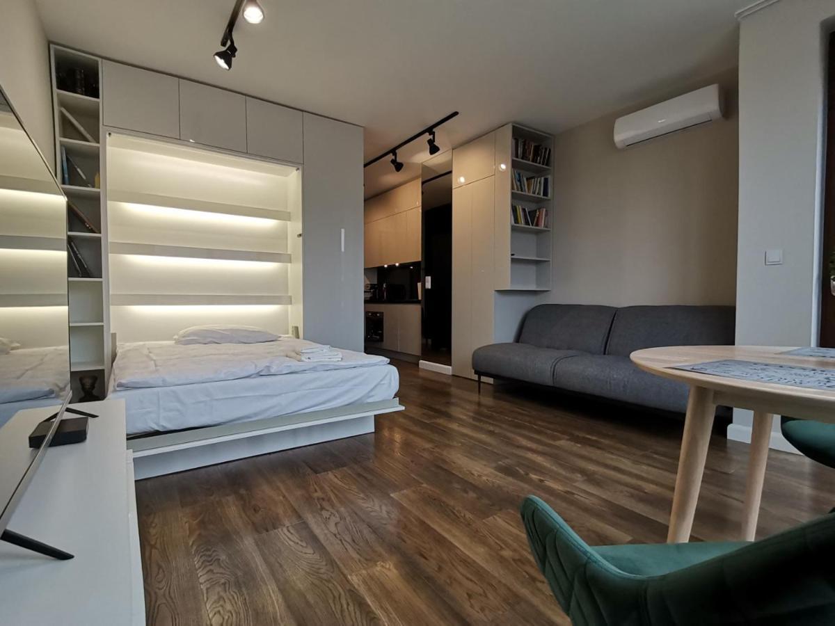 Nowoczesny Apartament Z Widokiem Appartement Warschau Buitenkant foto
